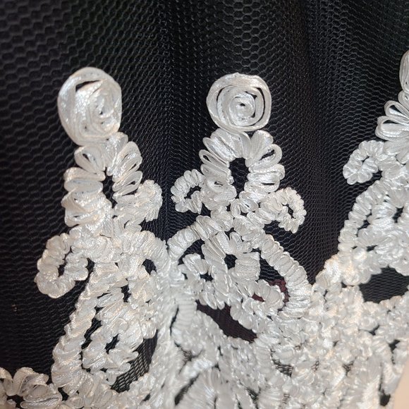 Stunning Black Cocktail Dress with White Accents by Jenn - Picture 15 of 16